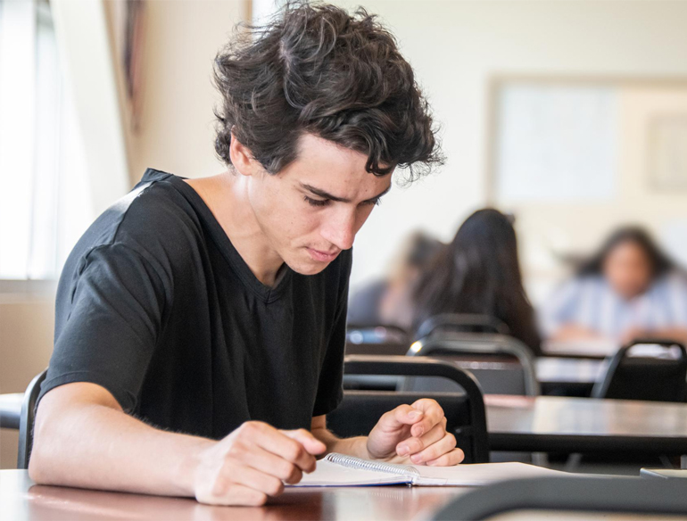 Barber Salon  Bootstrap 4 Template